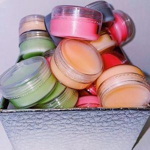 NO LABELS / Wholesale Lip Balms